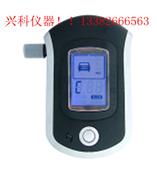 酒驾害人害己，酒精检测仪检测酒精含量，公路守护神！