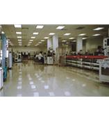 鹏展地板厂家大量承接各地环氧树脂防静电地板工程